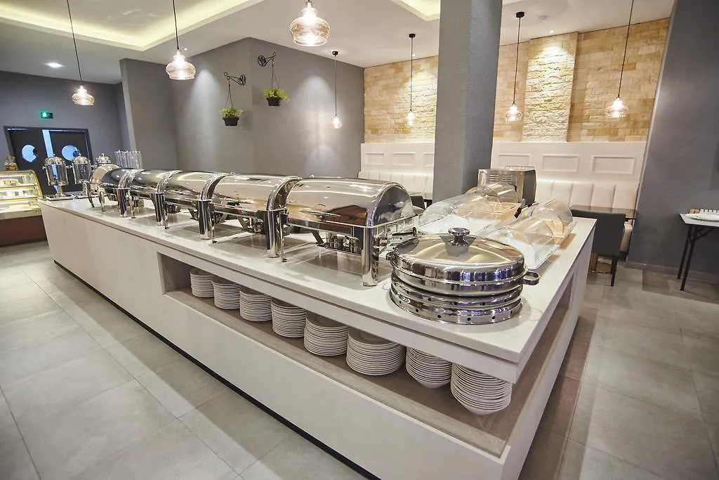 Corsica Hotel Kulai 3*,  Malaysia